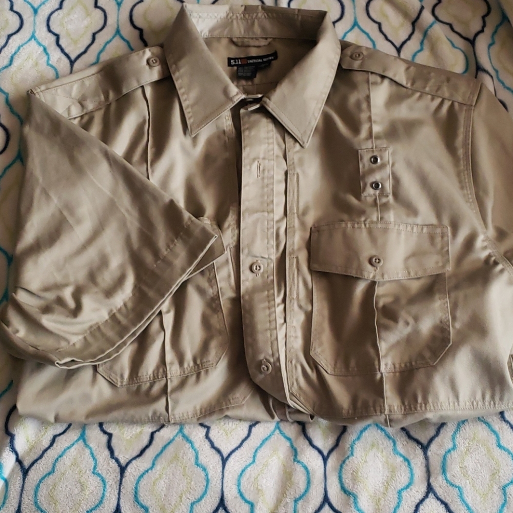 5.11 tactical tan 2 front pocket button up shirt.
